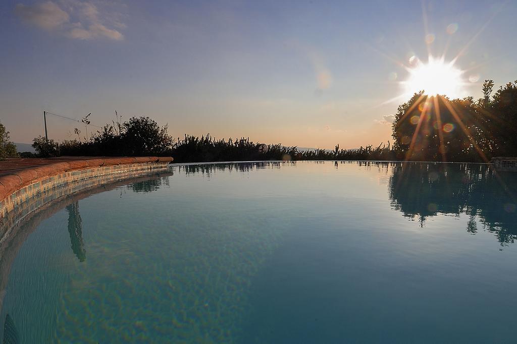 Agriturismo Poggio Delle Conche Pitigliano Bagian luar foto