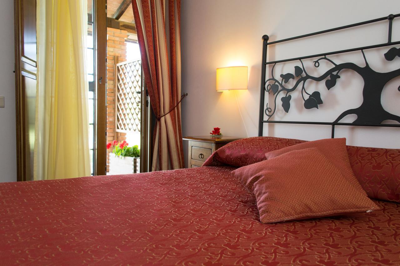 Agriturismo Poggio Delle Conche Pitigliano Bagian luar foto