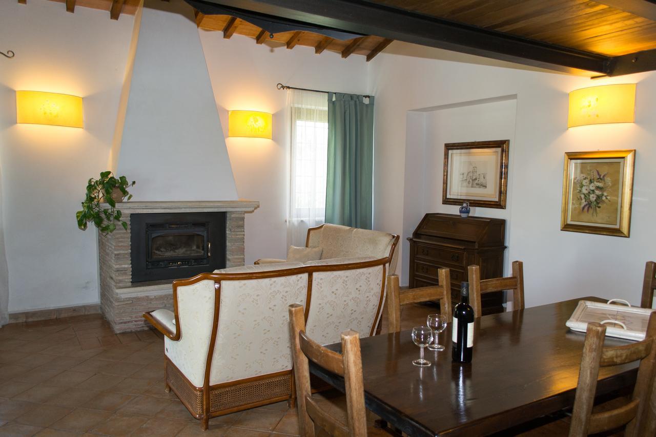Agriturismo Poggio Delle Conche Pitigliano Bagian luar foto