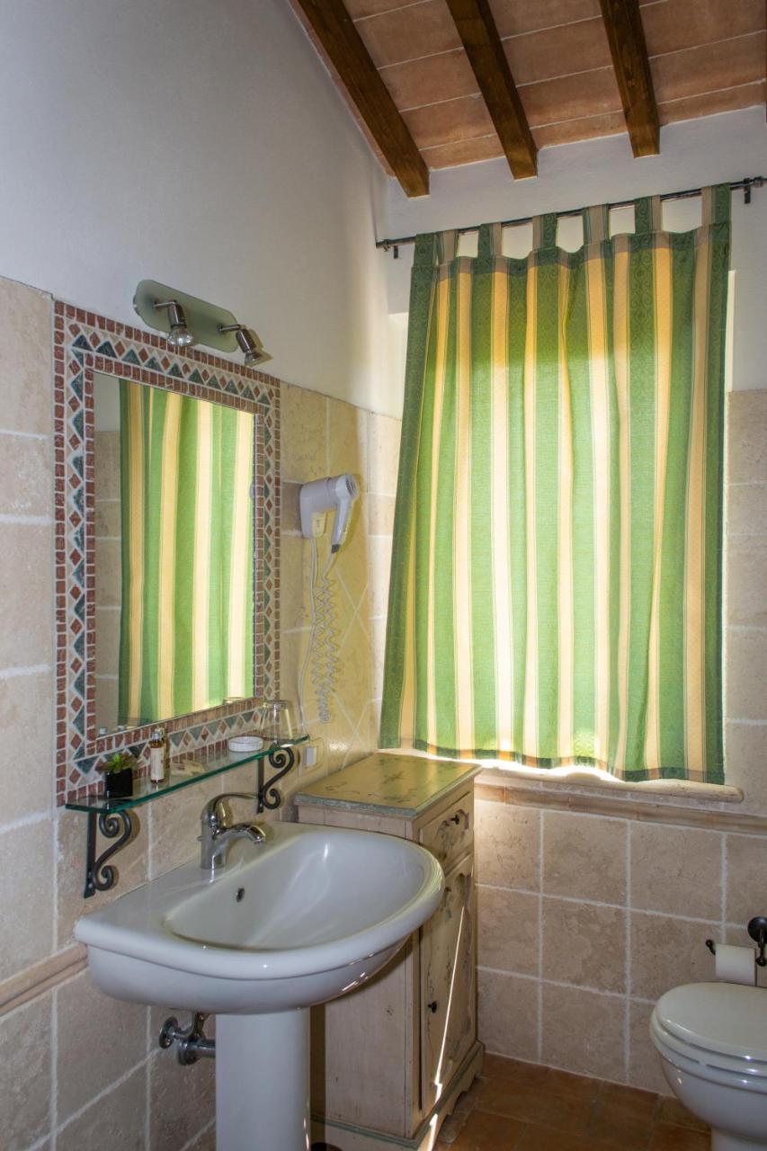Agriturismo Poggio Delle Conche Pitigliano Bagian luar foto