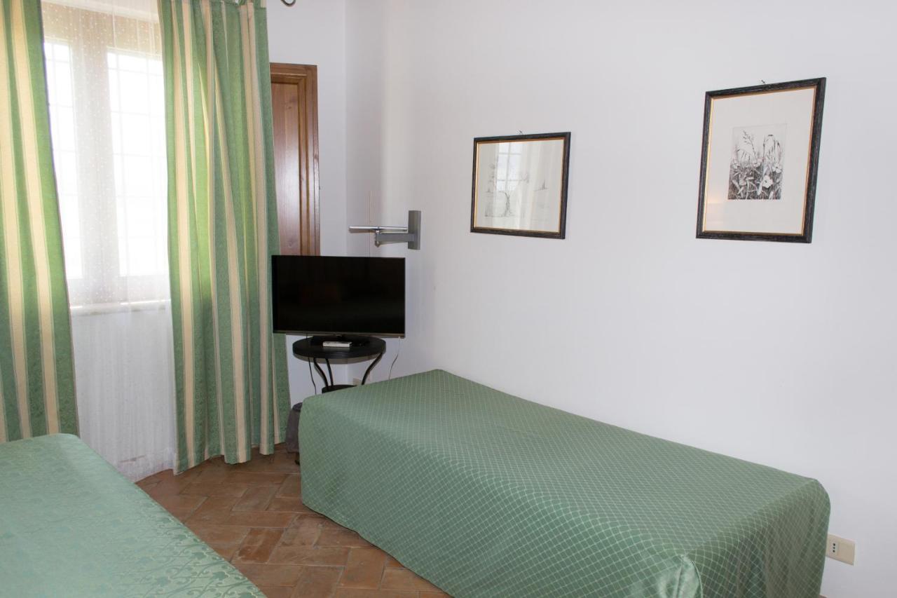 Agriturismo Poggio Delle Conche Pitigliano Bagian luar foto
